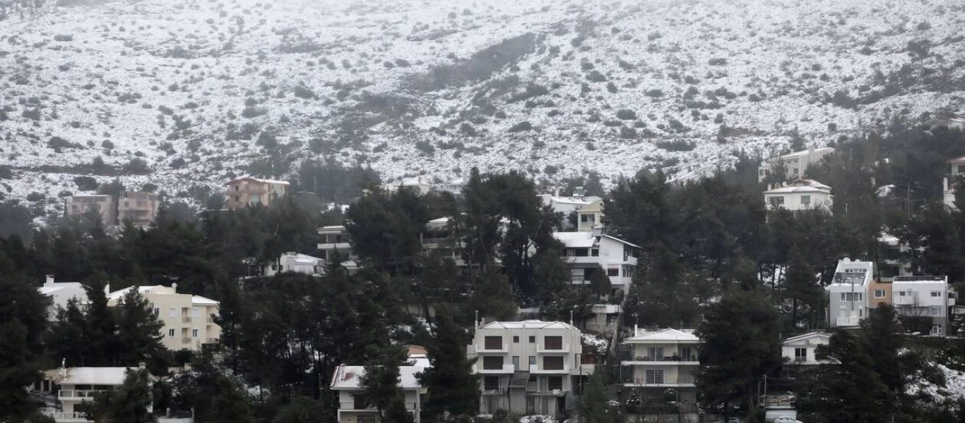 Ο καιρός στην Αθήνα: Αναμένονται χιόνια και στα βόρεια τμήματα της Αττικής από το Σάββατο (φώτο)